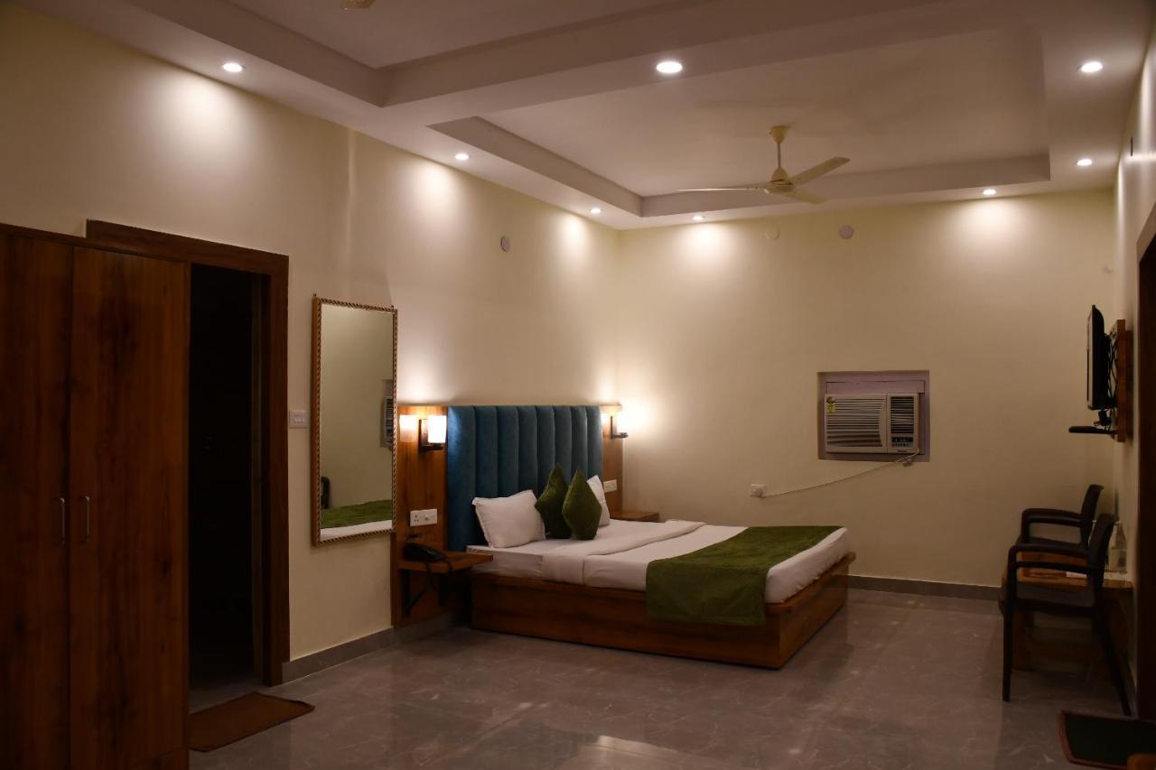 Shivansh Inn Resort Рішикеш Екстер'єр фото