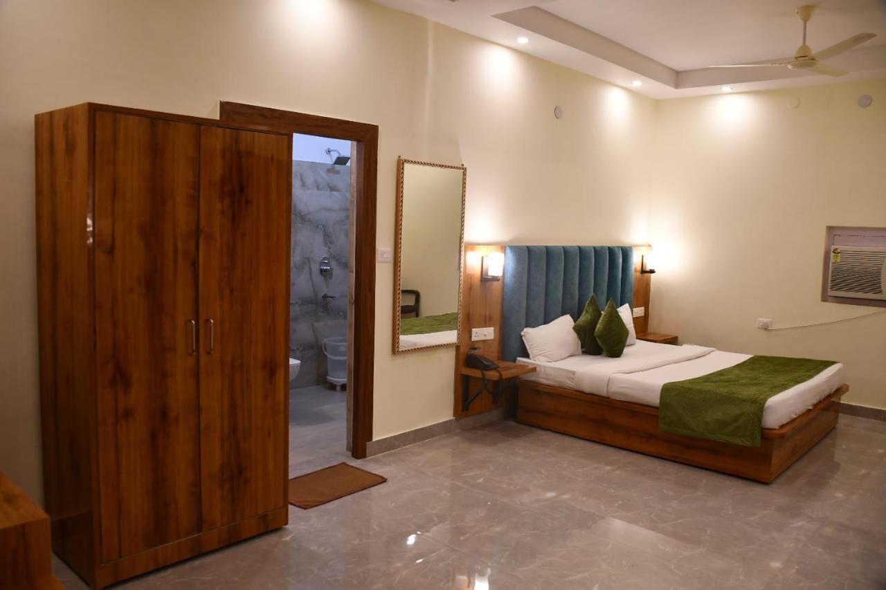 Shivansh Inn Resort Рішикеш Екстер'єр фото