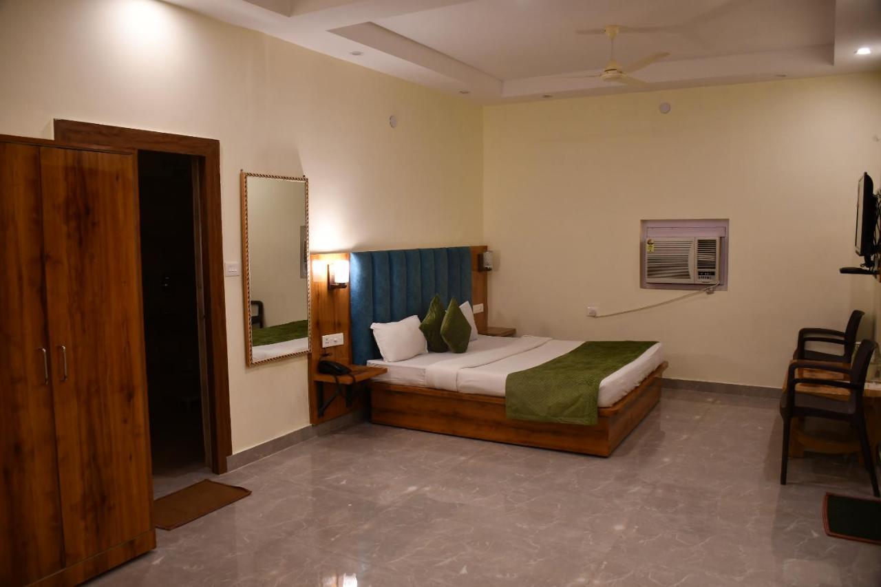 Shivansh Inn Resort Рішикеш Екстер'єр фото